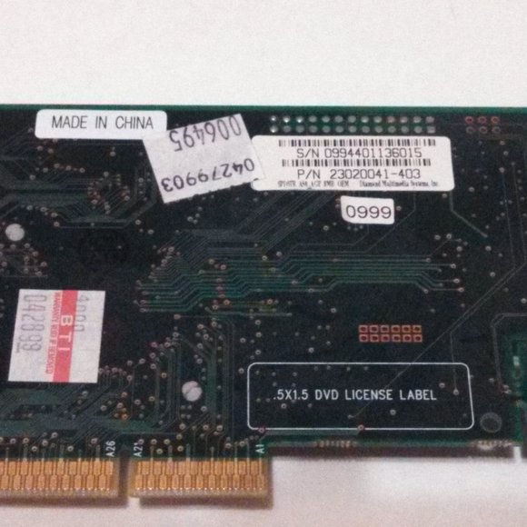 Diamond Multimedia ( SiS 6326 ) Speedstar A50 8MB AGP Video Card 23020041-403 - Picture 11 of 11